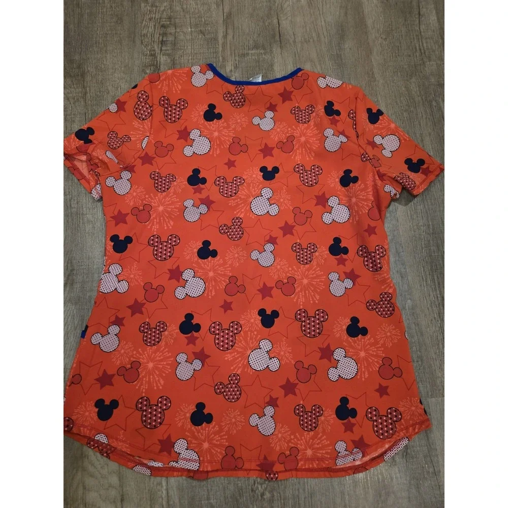 Performance‎ Stretch Disney Mickey Mouse Scrub top In Size M W/Pockets
